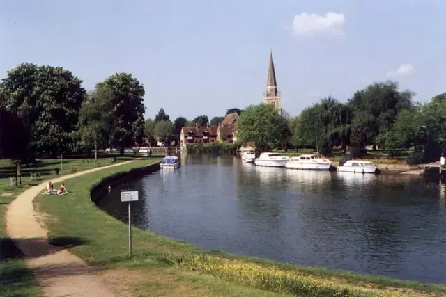 Abingdon, Oxfordshire — area we cover for made-to-measure plantation shutters